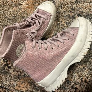 Converse Women's Soft Mauve Ribbed High-Top Sneakers 8.5 Platforms